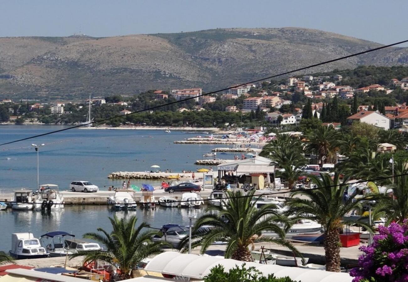 Apartment Mara Trogir Exterior photo